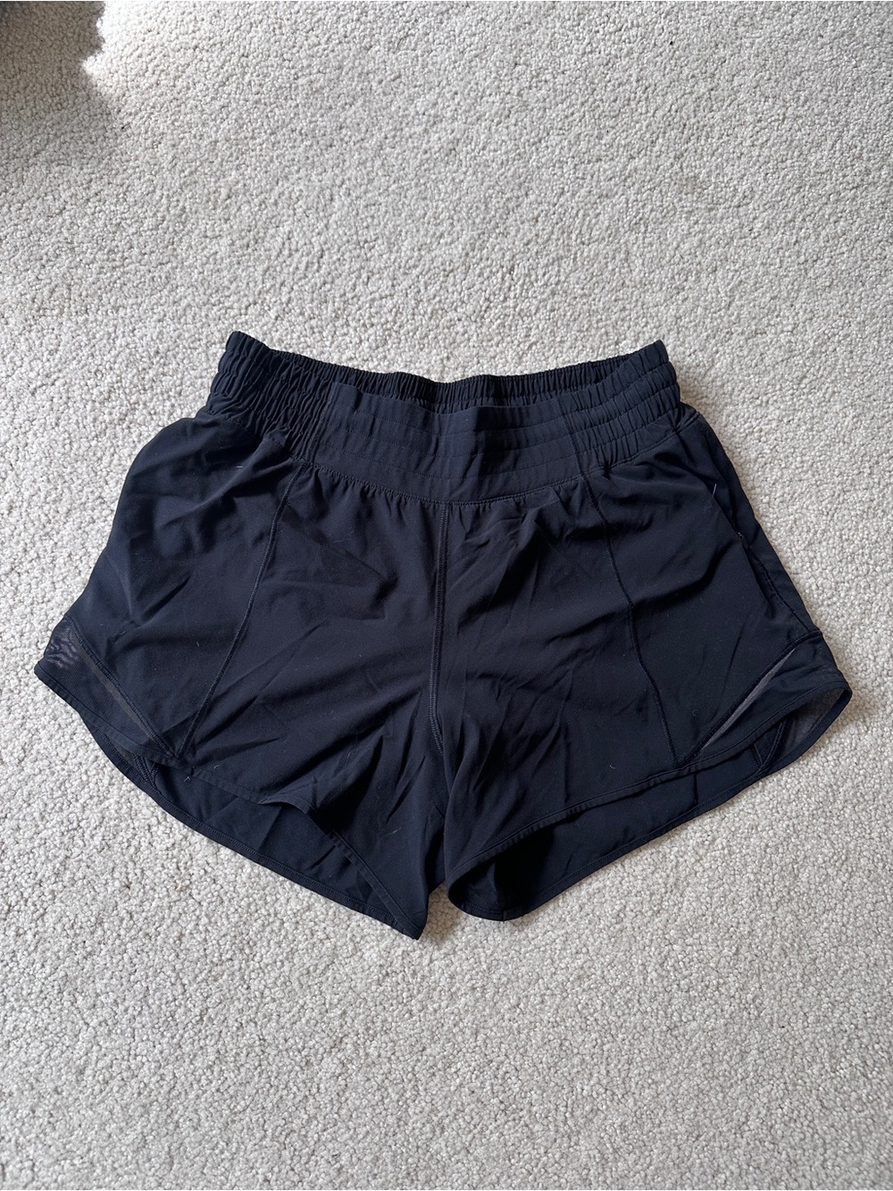 lululemon athletica Black Women's Hotty Hot Lined Shorts